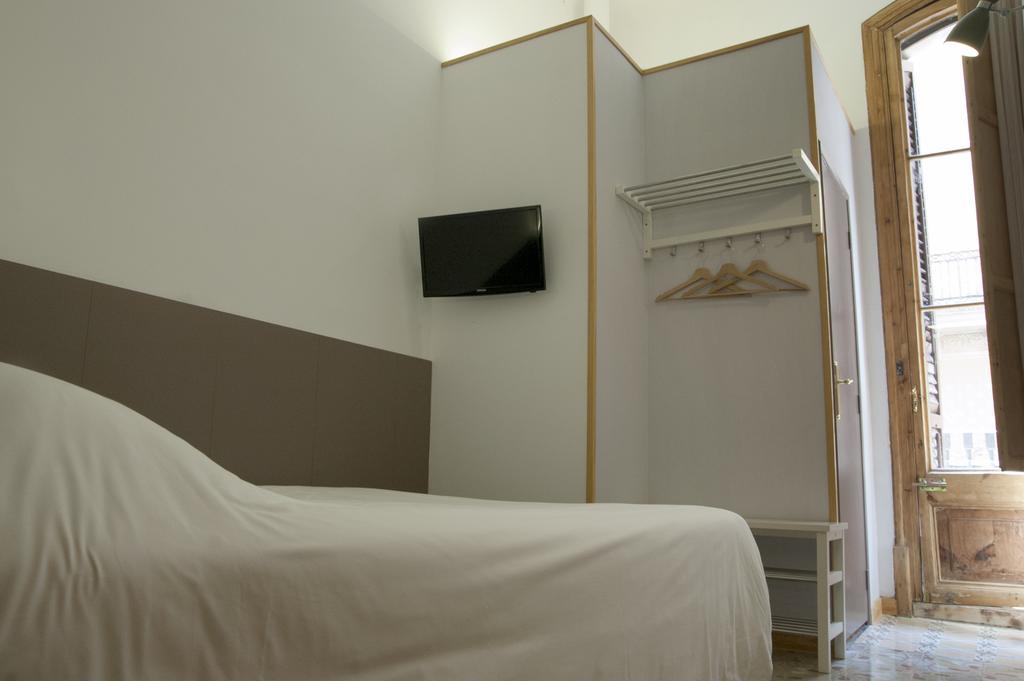 Bcn Home Guest House Barcelona Exterior photo